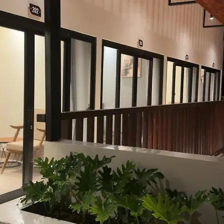 Ops Guesthouse